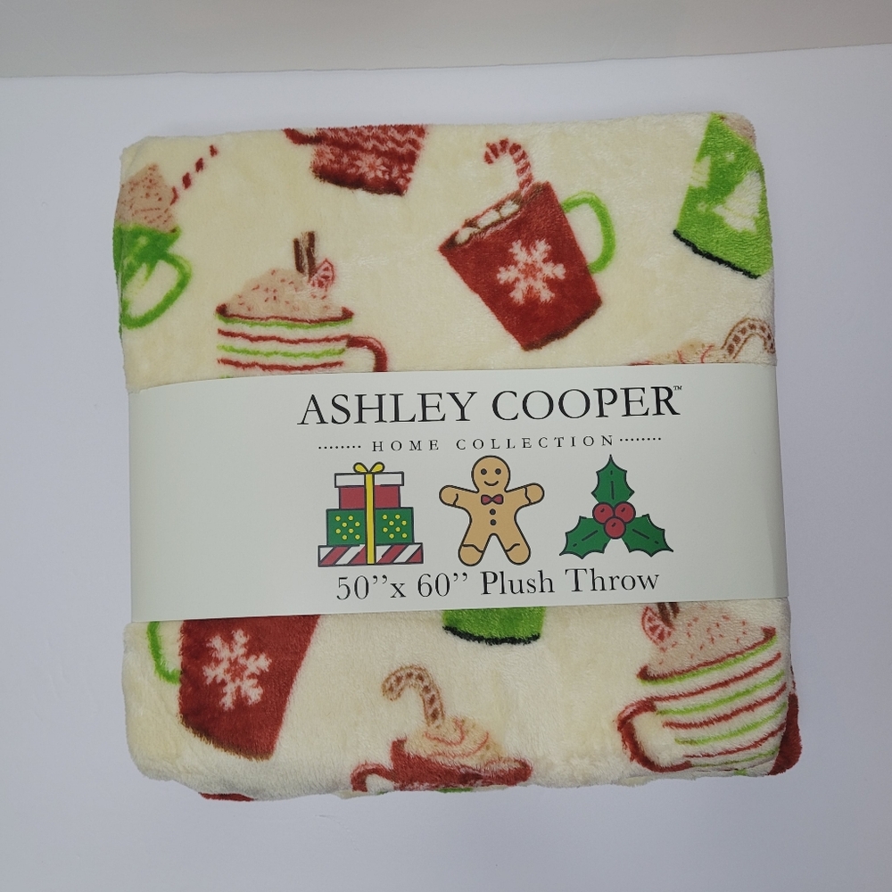 Ashley Cooper Plush Throw  50' X 60' Cozy Cabin Seasonal Christmas Lounge Decor